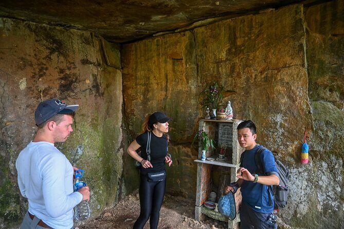Trekking Tien Son Dinh Phu Quoc - Uphill through the jungle: pace, shade, and safety on real terrain