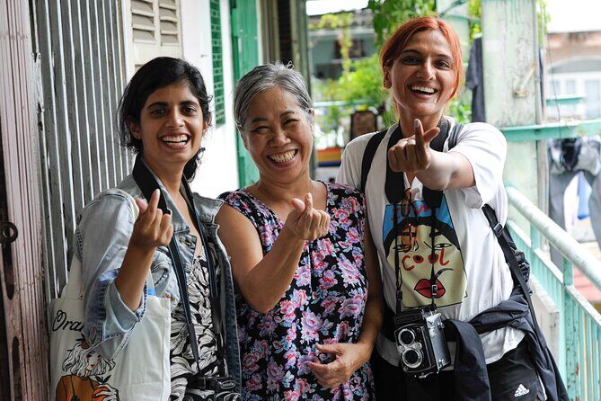 Using Medium Format film camera to discover Saigon - Alley Street Markets: Learning to Wind and Frame While You Walk