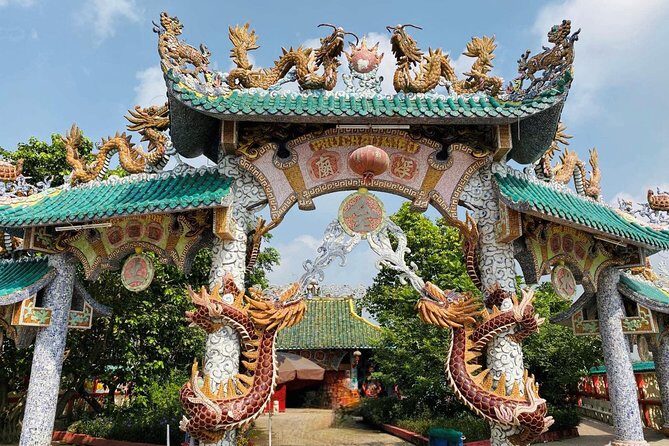 VIP Tour in Dragon Floating Temple sightseeing by SpeedBoat - Binh Quoi Village and rural walking: easy legs, real atmosphere