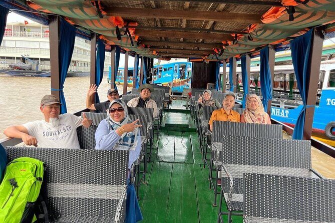 VIP Tour: Mekong Delta 1 Day | Option: Better Lunch - Ben Tre canals: coconut candy and the slow cruise