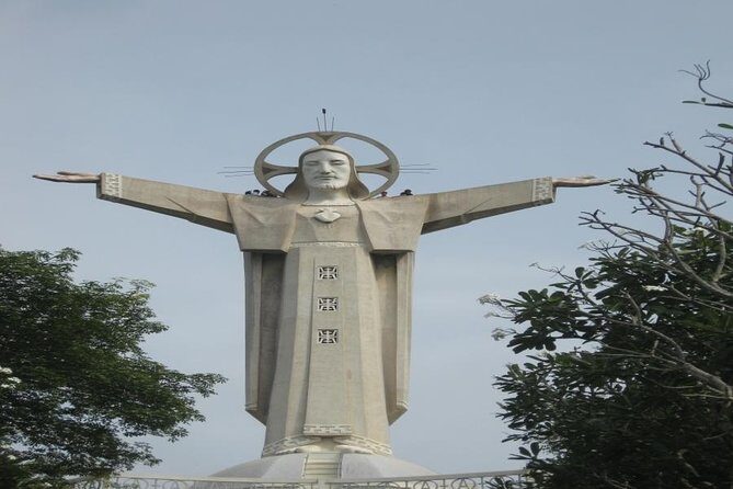 Vung Tau Beach full day tour from Ho Chi Minh City - Jesus Christ Statue on Tao Phung Mountain: History, Views, and Dress Rules