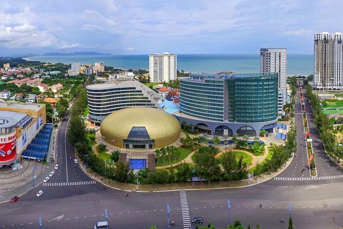 Vung Tau City Private Tour Full Day - Christ the King Statue: The view comes with stairs