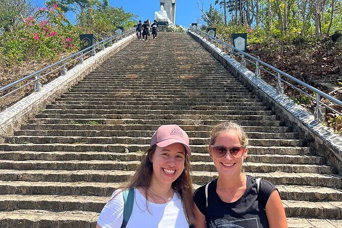 Vung Tau Essential: Beach, Christ Statue & Colonial Heritage - Thuy Van Beach time and lunch: what your coast break really looks like