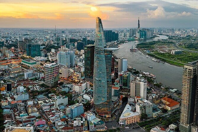 Water Puppet Show And Dinner Cruise On Saigon River Private Tour - Quick Tips to Make the Evening Go Smoothly