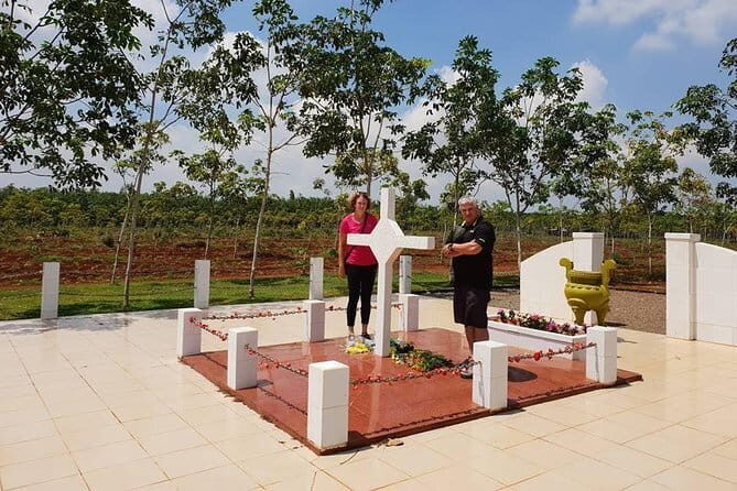 Water Puppet Show And Dinner Cruise On Saigon River Private Tour - Should You Book This Private Tour?