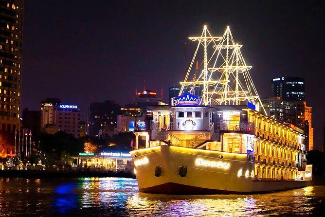 Water Puppet Show & Dinner on Cruise - The Five-Course Dinner on Board: Local Flavors, Easy Service